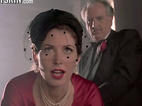 Gorgeous naked babe gets hard sex adventure